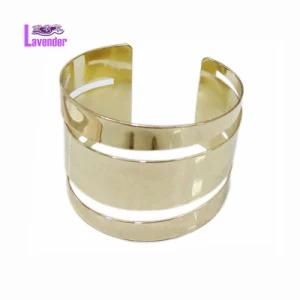 Jewelry 18k Gold with Round Shape Bangle for Women