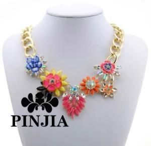 Golden Alloy Chain Flower Alloy Acrylic Choker Pendant Necklace