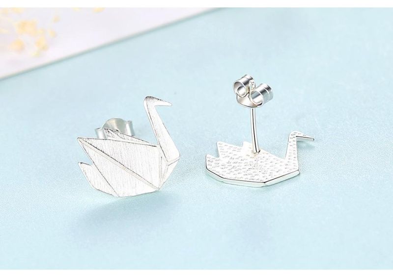 Golden and Sliver Thousand Paper Cranes Shape Ear Stud