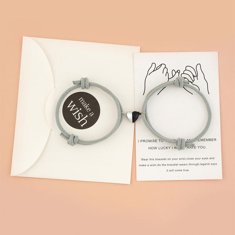 Black and White Heart-Shaped Magnet to Knit Lovers Boudoir Friendship Love Bracelet