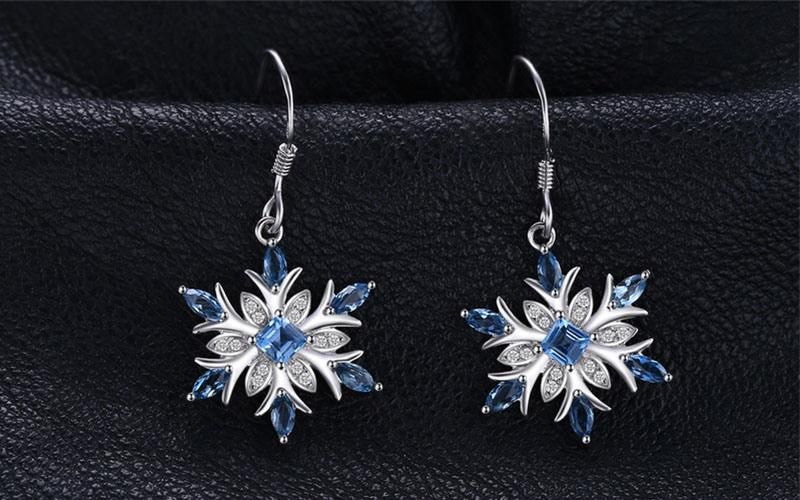925 Sterling Silver Snowflake Pendant for Fashion Women Fine Jewelry with Cubic Zirconia