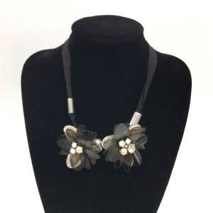 Vintage Plastic Lotus Flower Pendant Necklace Unique Jewelry