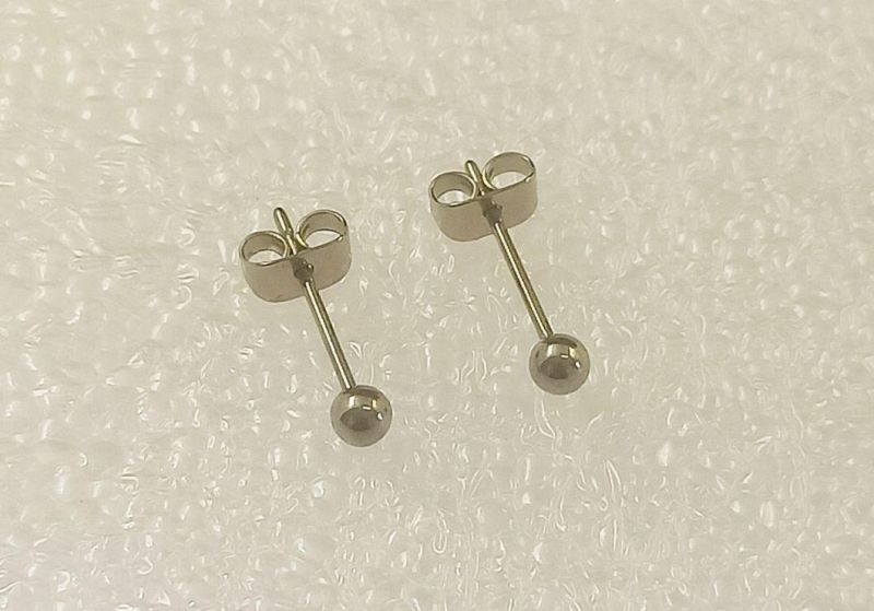 High Quality Jewelry ASTM F136 Titanium G23 Solid Titanium Ear Piercing Hypoallergenic Ball Ear Stud Tper15