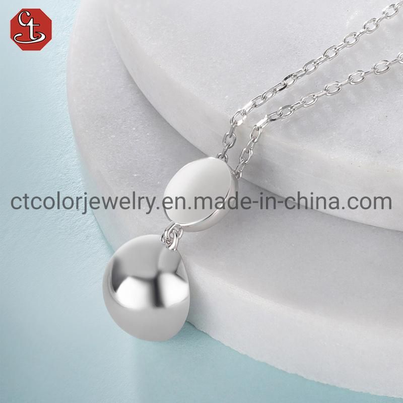 Fashion 925 Silver and Brass Jewelry Necklace with Circular Charm
