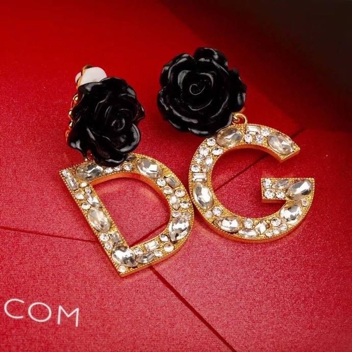 High-End Sense of All-Match Fashion Earrings