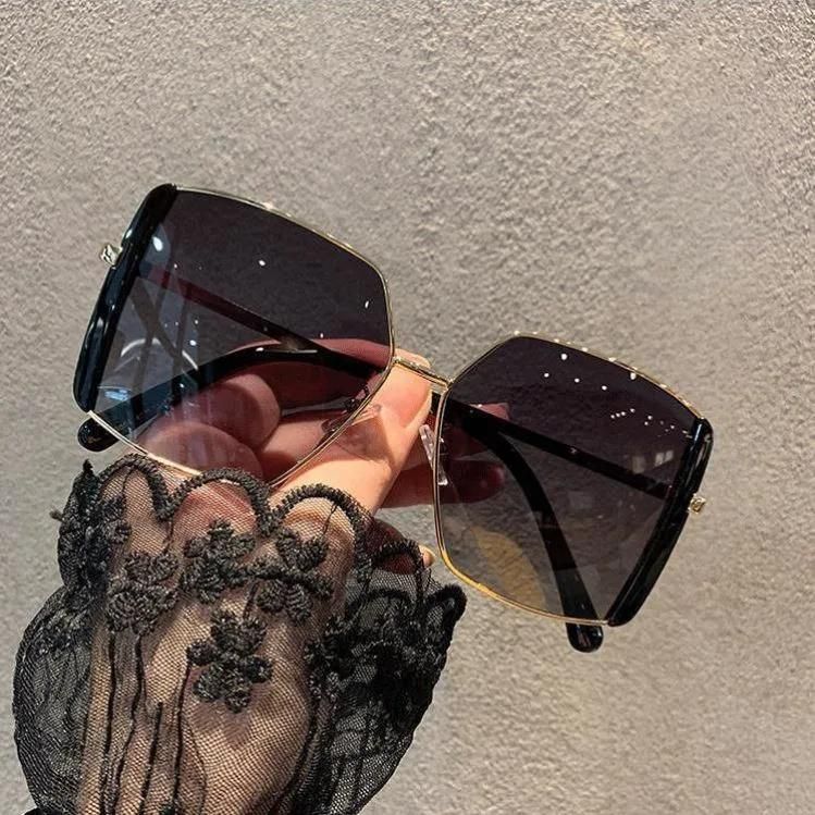 Sunglasses Metal Irregular Frame Sunglasses Ladies′ Fashion Style