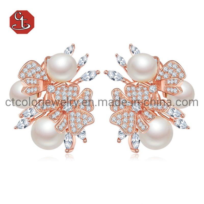 Elegant Flower Pendant AAA Zirconia Natural Pearl Necklace Rose Plating Silver Necklace