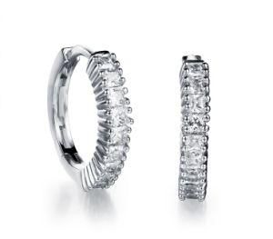Charm Circle Zircon Earrings Shinny Fashion Jewelry Wedding Christmas Gift Crystal Round Stud Earrings for Women Bijoux
