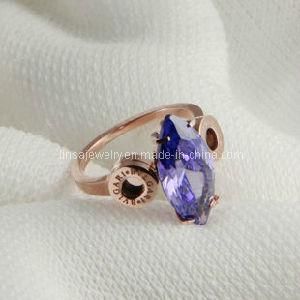Fashion Jewelry Rose Gold Stainless Steel Finger Ring with Purple Zircon