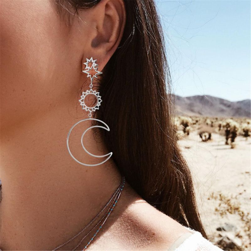 Fashion Hot Sale Cheap Bohemia Flashing and Exaggerated Sun and Moon Shape Earrings for Women