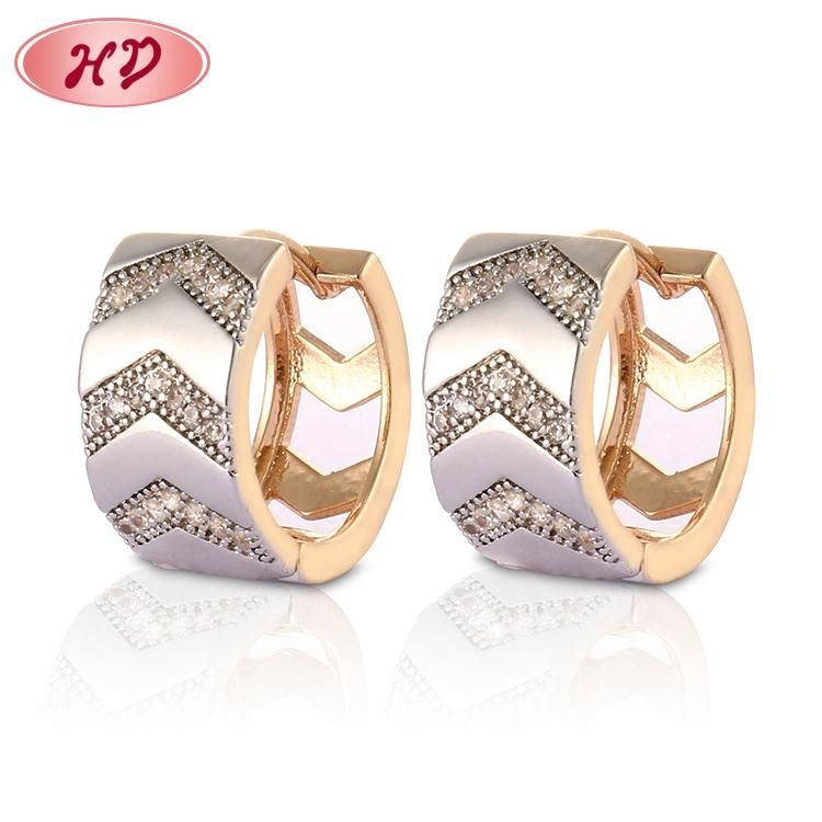 18K 14K Gold Plated Fashion Costume Imitation Jewelry with CZ Pearl Huggie Hoop Earring for Women