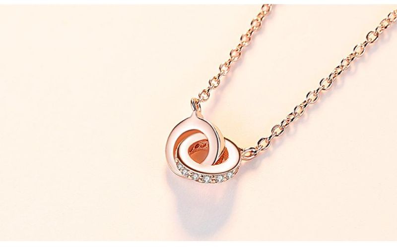 Hot Sale Clavicle Chain Necklace with Zircon in Buckle