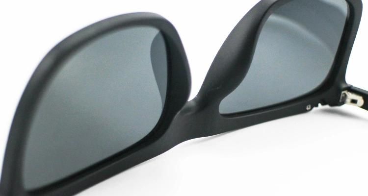 Shade Black Tr Frame Stock Polarized Sunglasses for Men