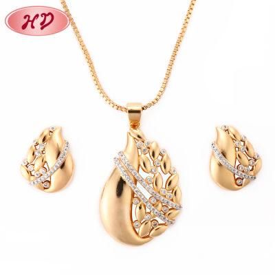 Fashion Popular 18K Gold Plated Alloy Jewelry Chain Sets for Women