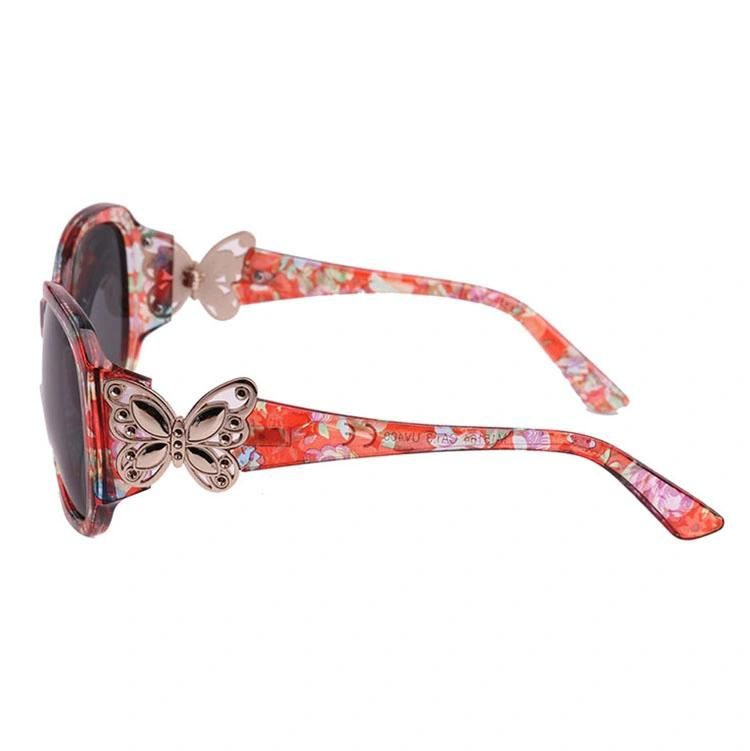 Latest Oval Face Fashion Sunglass with Butterfly Decoration