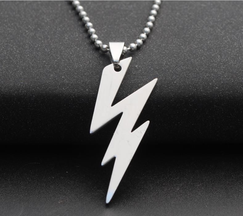 Men′s Necklace Titanium Steel Pendant Lightning Stainless Steel Pendant