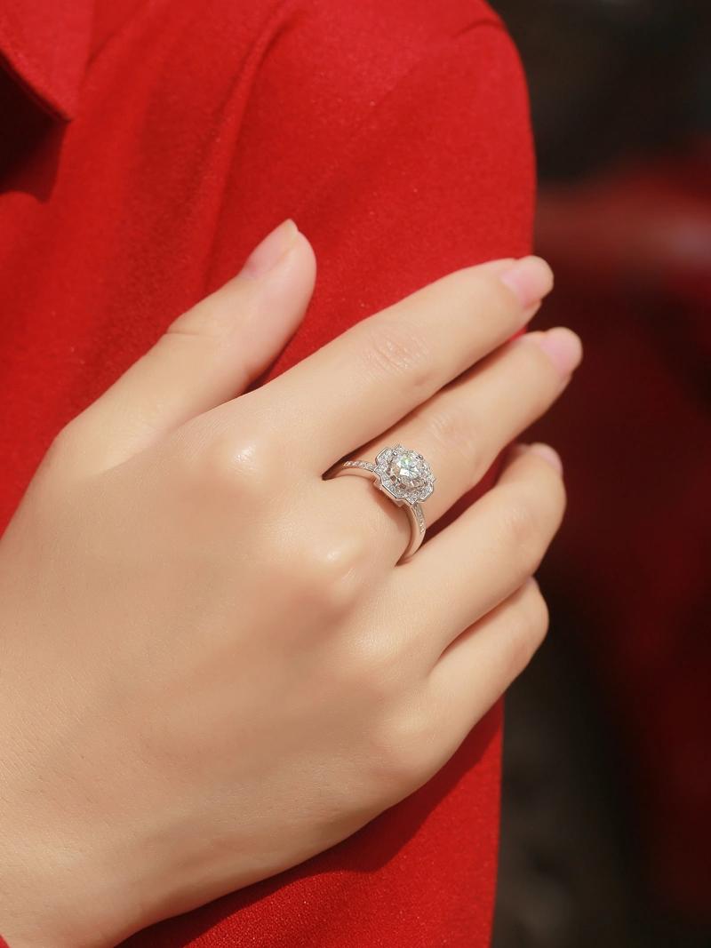 1CT Moissanite Diamond Noblewomen Ring Hot Sale Fashion Jewelry engagement ring
