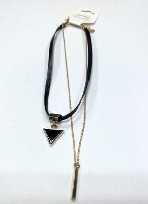 Fashion Necklace Chocker with Triangle Charm with Black Enamel