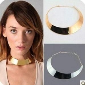 Metal Fashion Gold and Silver Fashion Necklace Jewelry (X78)