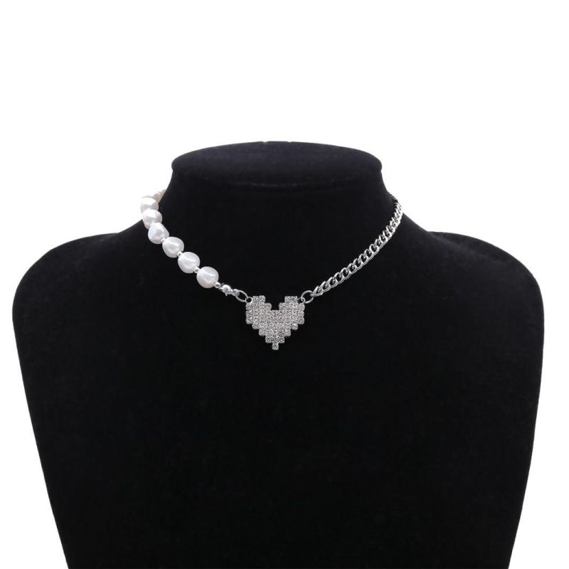 2020 New Fashion Personalized Pearl Necklace with Ins Style Crystals