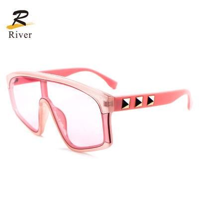 Hot Sale Protective Style PC Frame Women Ready Sunglasses