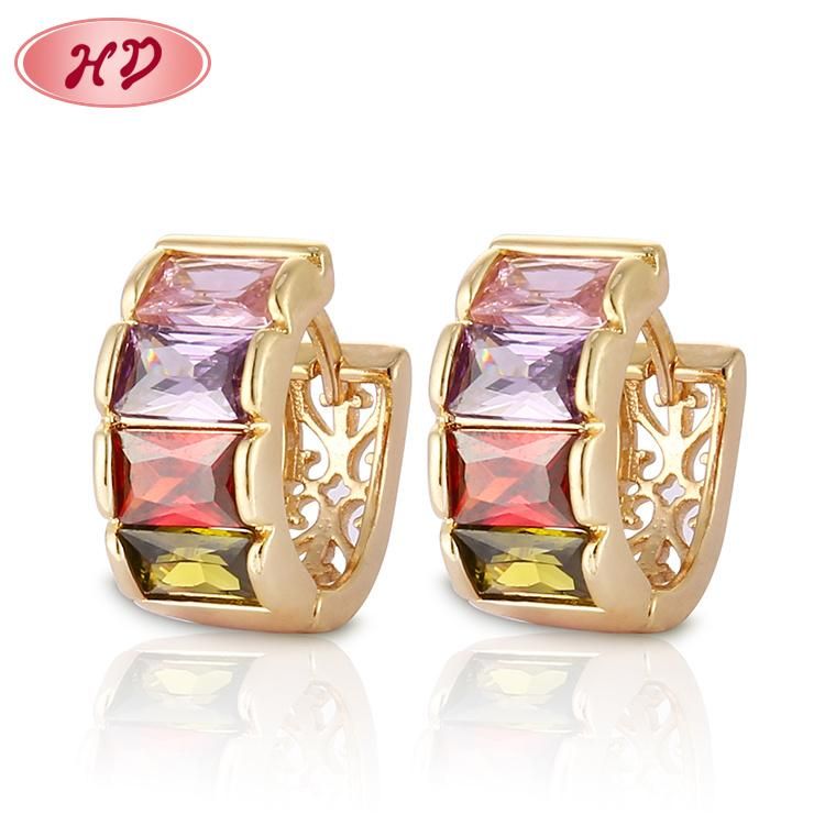 Fashion Jewelry 18K Gold Color CZ Earring for Women, Wholesale Cheap Ear Cuff Fashion Earring 2020