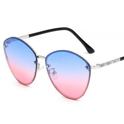 Hot Sale Small Frames Cat Eye Sunglasses Retro Women Street Shot Sun Glasses Womens Vintage Square Sunglasses