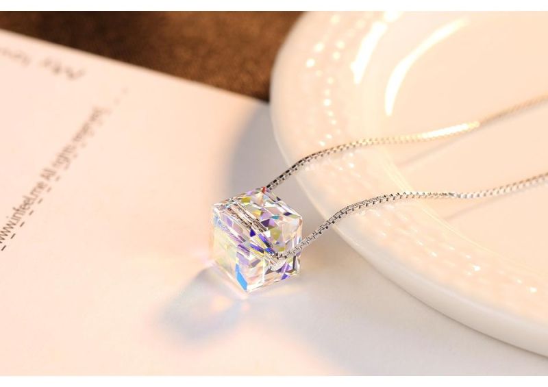 Top Quality Colorful Baroque Style Crystal Necklace