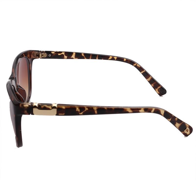 2020 Designer Style Tortoise Fashion Sunglasses with Metal Deco