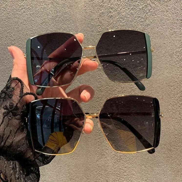 Sunglasses Metal Irregular Frame Sunglasses Ladies′ Fashion Style