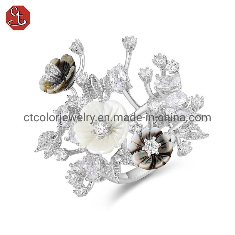 Fashion new 925 silver with 4A white CZ natural MOP flower ring