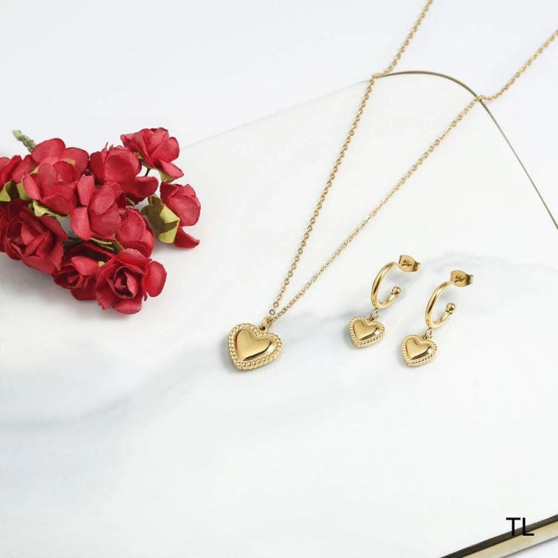 Manufacturer Custom Fashion Jewelry 18K Gold Plated Earring Waterproof Top Ranking Stainless Steel Heart Earrings Wholesale