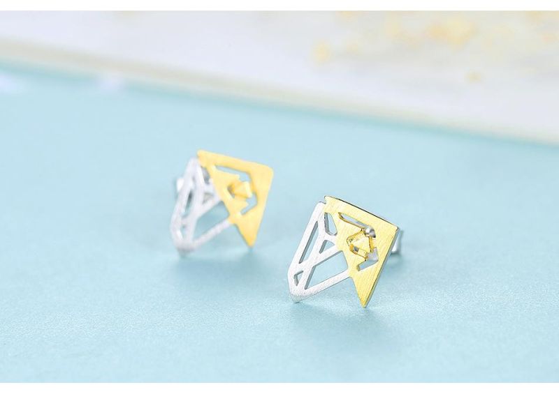 Irregular Shape Stitching Built-in Hypoallergenic Ear Studs