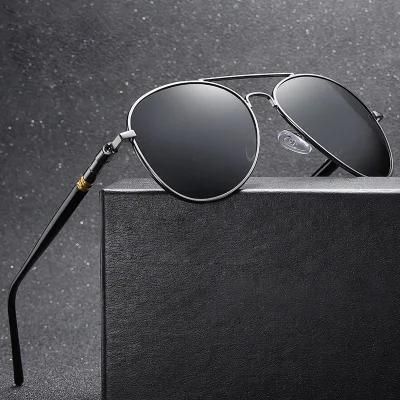 Luxury Men&prime; S Polarized Sunglasses Driving Sun Glasses for Men Women Brand Designer Male Vintage Black Pilot Sunglasses UV400