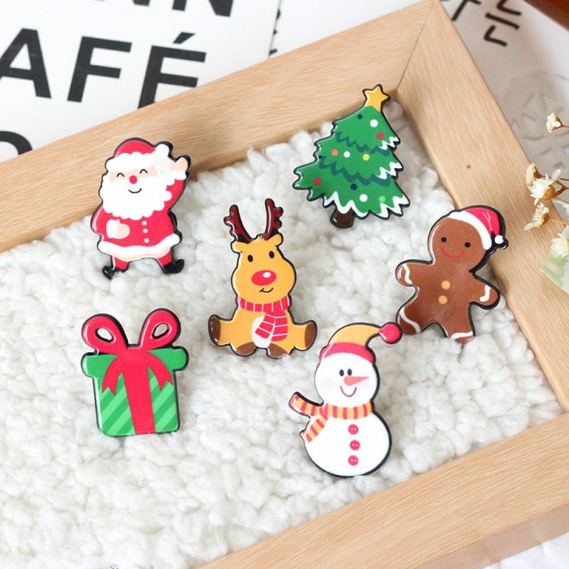 Christmas Gift Small Plastic Brooch