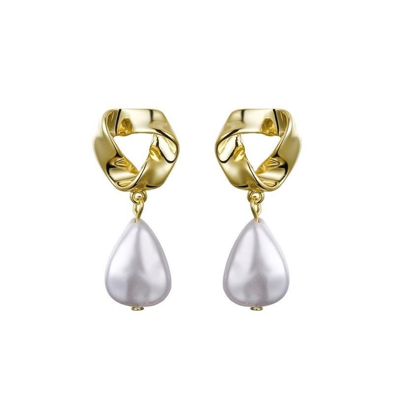 2022 Newest Fashion Silver or Brass Baroque Pearl Earring for Women