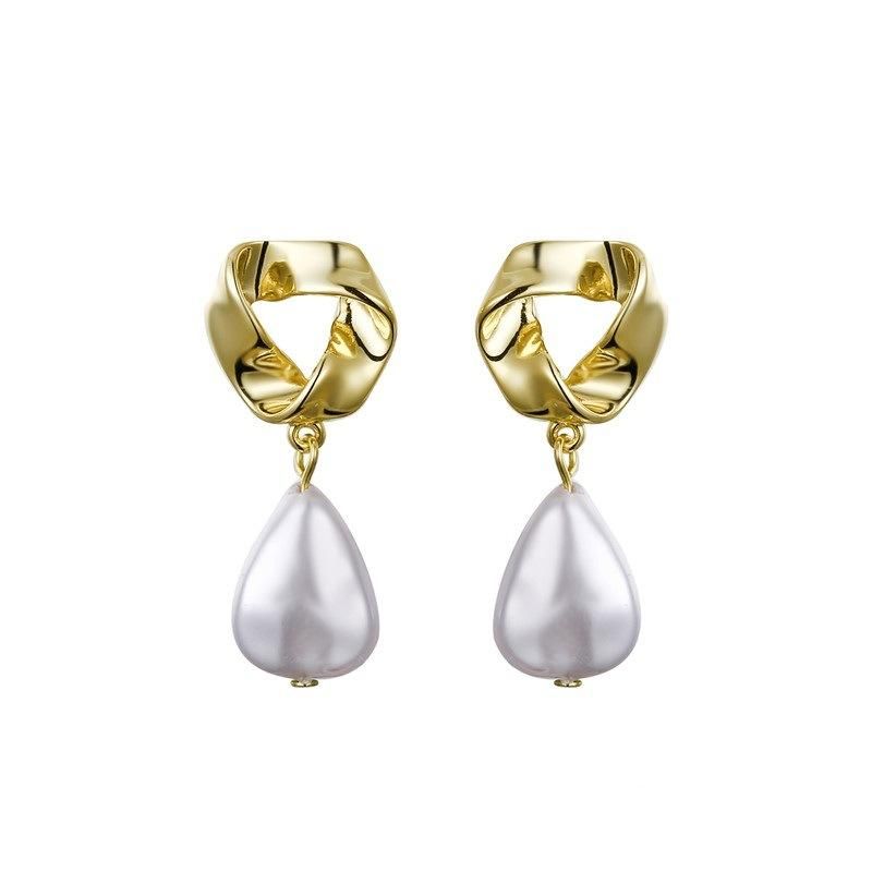 2022 Newest Fashion Silver or Brass Baroque Pearl Earring for Women