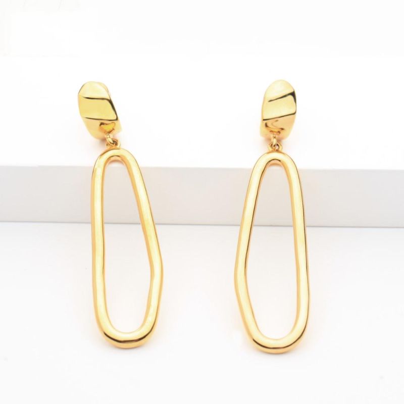 Irregular Oval Design Brass Earring with Exquisite Polishing Effect