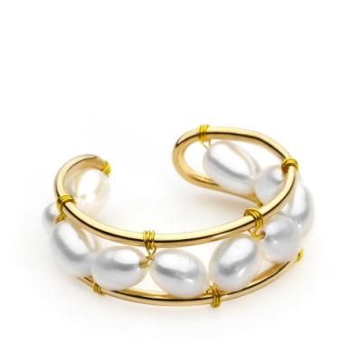 Exquisite Detail Construction and Beautiful Shell Pearls Brass Rings