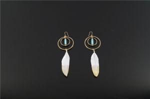 Fashion Feather and Alloy Earring with Stone