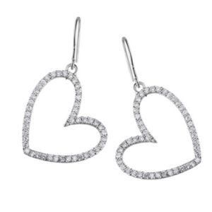 Fashion Sterling Silver Womens Clear CZ Heart Stud Earrings