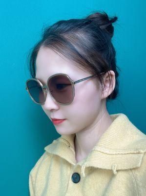 Metal and Plastic Assorted Sunglasses Fashion Women Sunglasses Polarized Sunglasses