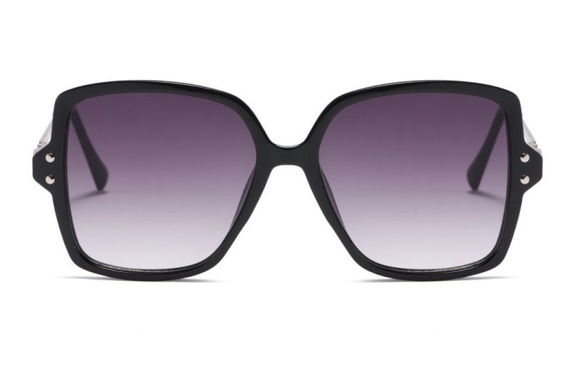 Delicate Women′s Butterflies Frame Top Fashion Sunglasses with Metal Temple