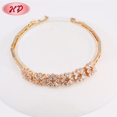 Elegant Fashion Jewelry Bangle New Design 18K Gold Color Bracelet