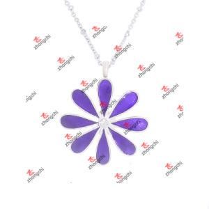 Fashion Crystal Charms Jewelry Girls Gift Enamel Flower Necklaces (EFN50827)