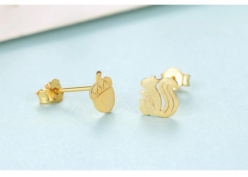 Lovely Squirrel and Pine Cones Design Sliver Ear Stud