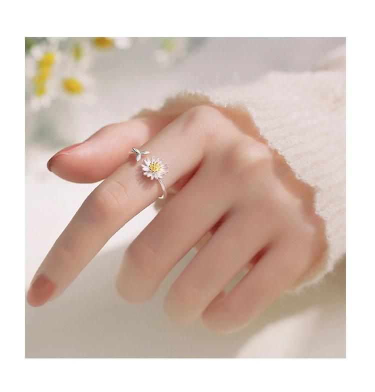 Small Daisy Rings for Women Models Simple Silver Colour Opening Adjustable Fashion Jewellery