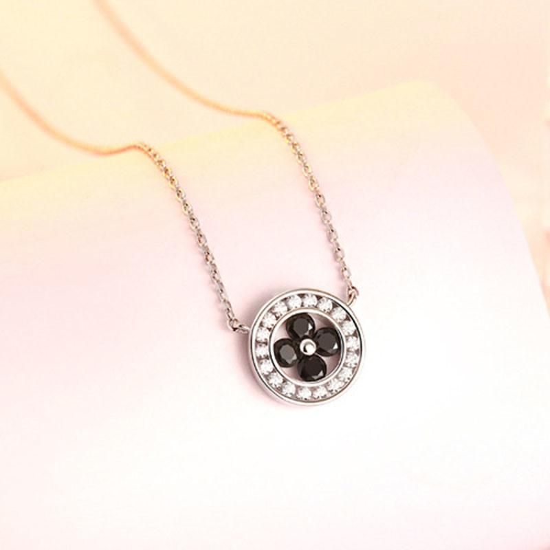 S925 Sterling Silver Necklace New Round Round Clover Pendant Necklace