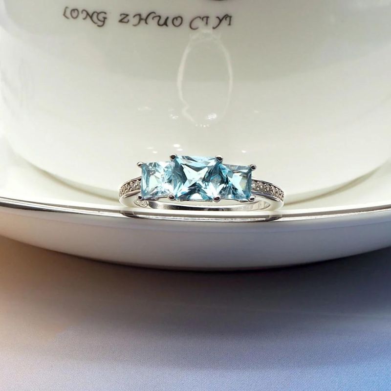 Fine Jewelry 925 Sterling Silver Jewelry Wedding Ring with Created Topaz for Women