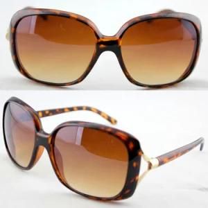 Designer Quality Fashion Women Plastic Sunglasses with UV400 (14206)